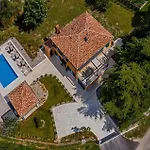 Сasa de vacaciones Calla Labin