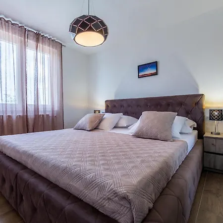 Calla Labin Semesterbostad