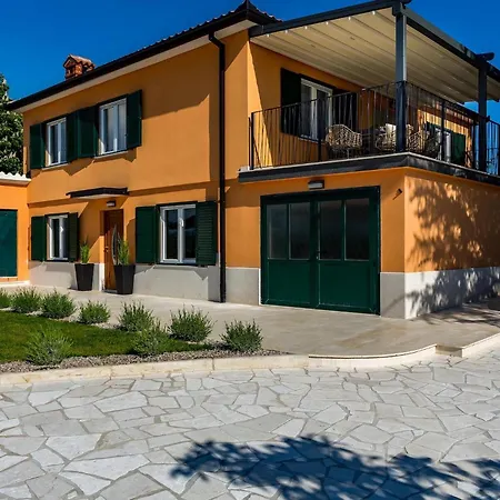 Calla Labin Semesterbostad *