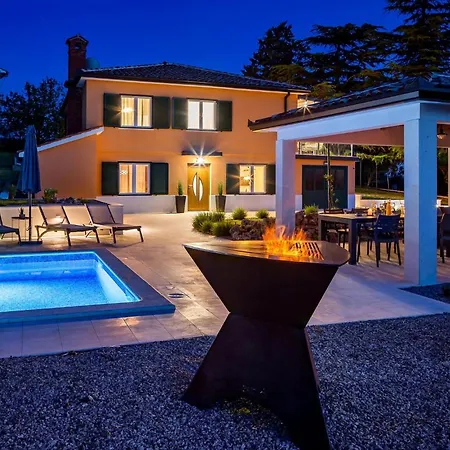 Calla Labin Semesterbostad Krapan