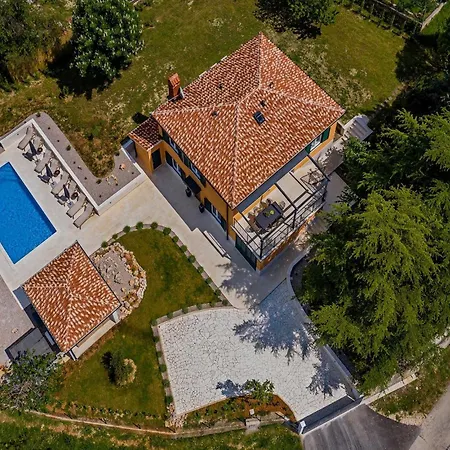 Semesterbostad Calla Labin