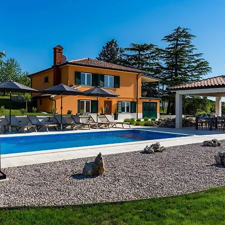 Holiday home Calla Labin