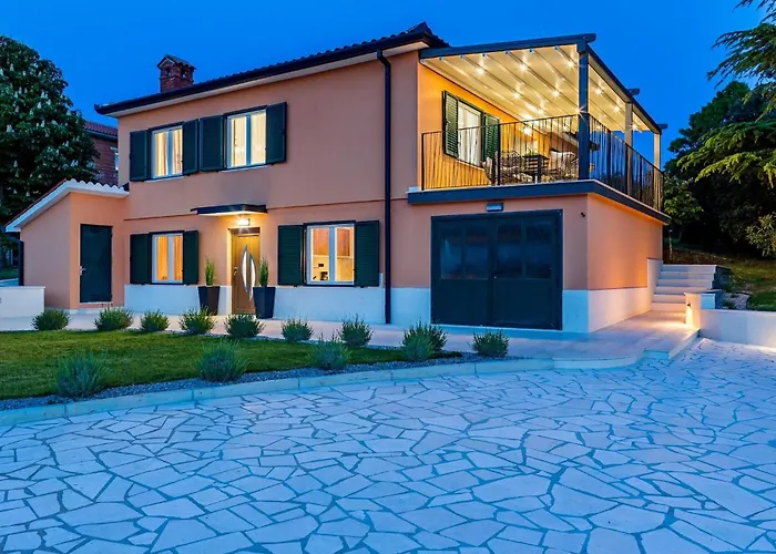 Holiday home Calla Labin