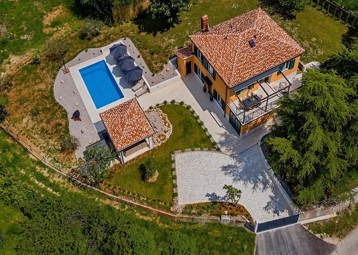 Calla Labin Vikendica Krapan