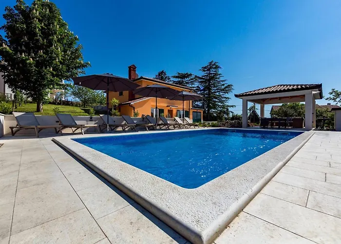 Holiday home Calla Labin *